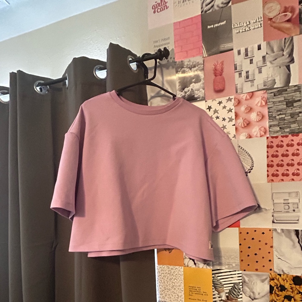 Cropped T-Shirt